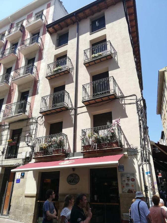 Apartamentos Espolon Logroño Extérieur photo
